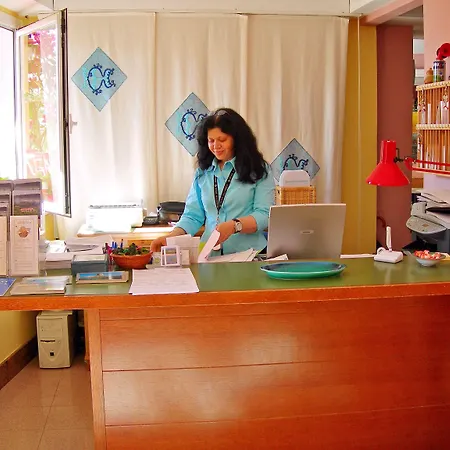 多莫斯德贾纳斯苏马雷酒店