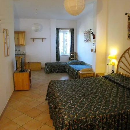 Domus De Janas Sul Mare 호텔 3*