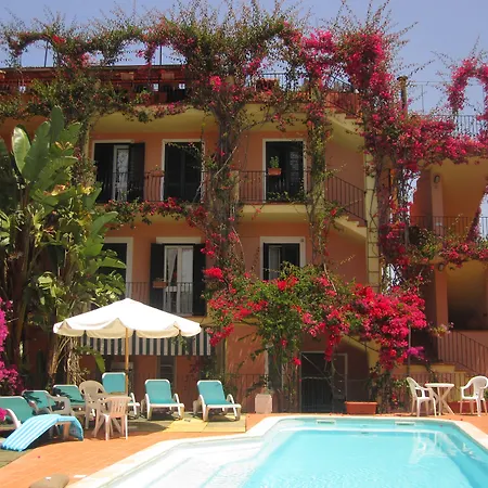 Hotel Domus De Janas Sul Mare