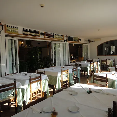 Domus De Janas Sul Mare 바리사르도