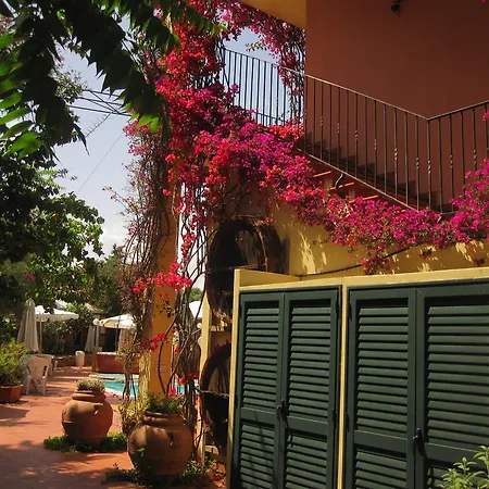 Domus De Janas Sul Mare 3* Bari Sardo