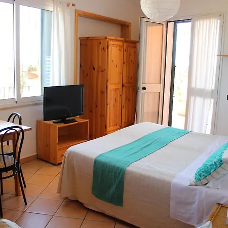 Domus De Janas Sul Mare 3*