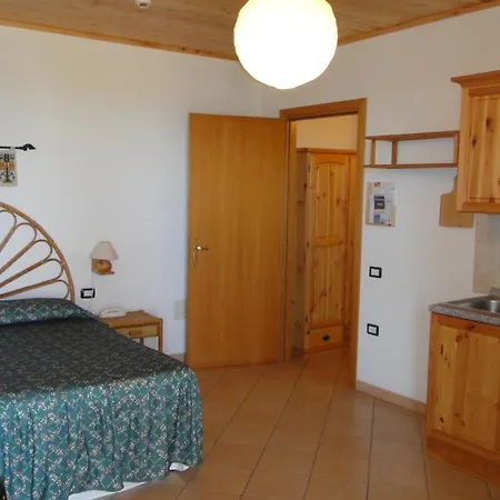 Hotel Domus De Janas Sul Mare 3*