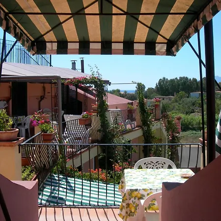 Hotel Domus De Janas Sul Mare