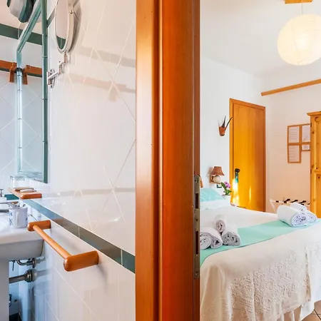 Domus De Janas Sul Mare 3*