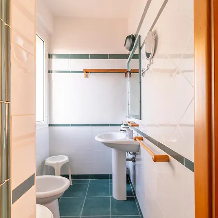 Domus De Janas Sul Mare 3* Bari Sardo