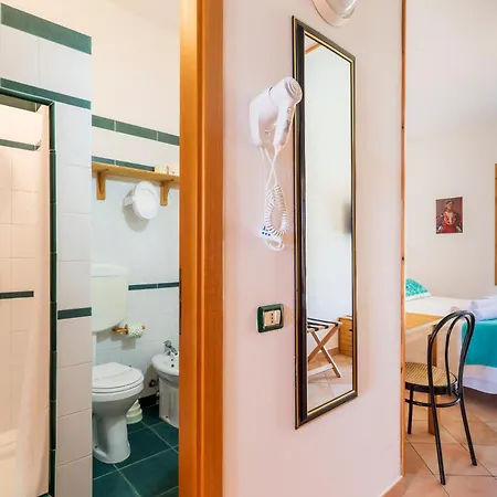 Domus De Janas Sul Mare Hotel