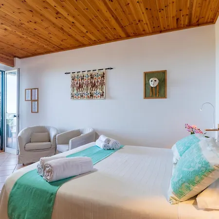 Domus De Janas Sul Mare 3*