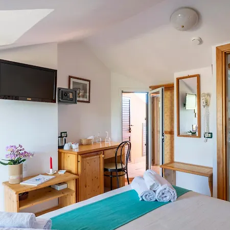 Hotel Domus De Janas Sul Mare Bari Sardo