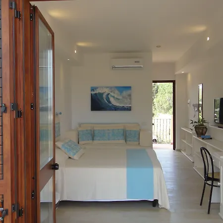 Domus De Janas Sul Mare 3* Bari Sardo