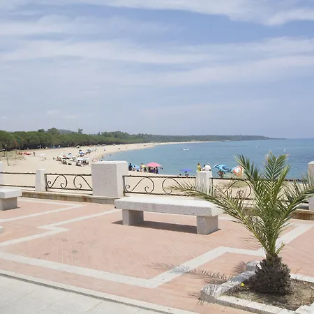 Domus De Janas Sul Mare Bari Sardo