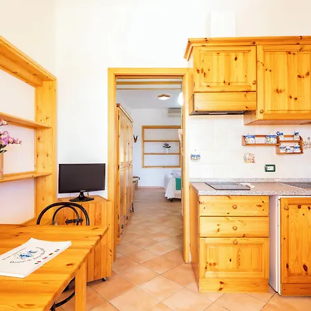 Domus De Janas Sul Mare Hotel 3*