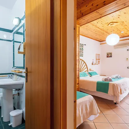 Domus De Janas Sul Mare Hotel 3*