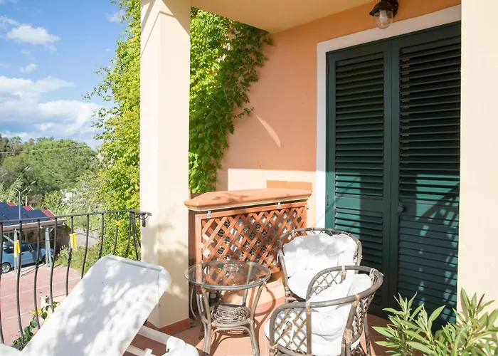 Domus De Janas Sul Mare