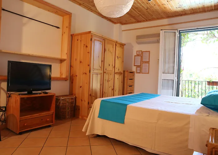 Domus De Janas Sul Mare ホテル バリ・サルド