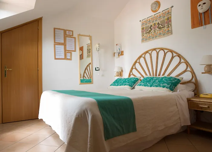 Domus De Janas Sul Mare ホテル バリ・サルド