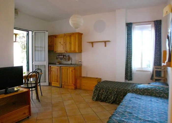 Domus De Janas Sul Mare バリ・サルド